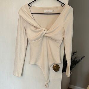 ASTR The Label Tilde Twist Off-Shoulder Long Sleeve Bodysuit- Size Small